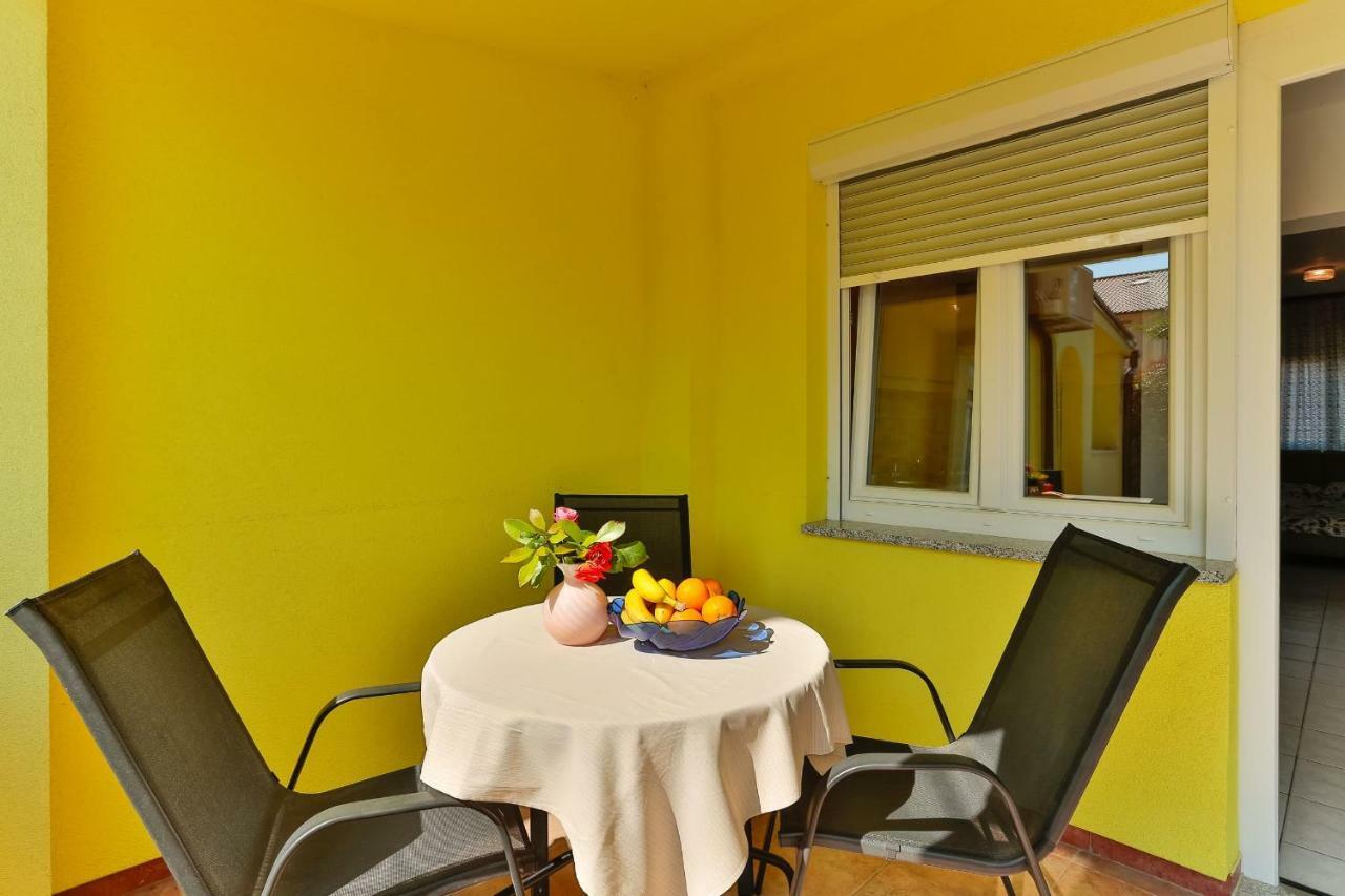 Apartments Dora Victoria Dream Медулин Экстерьер фото