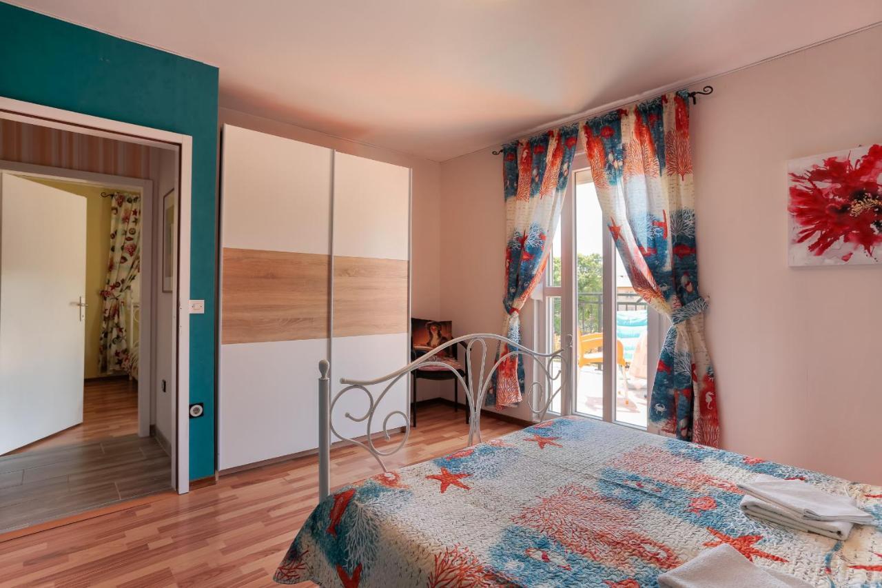 Apartments Dora Victoria Dream Медулин Экстерьер фото